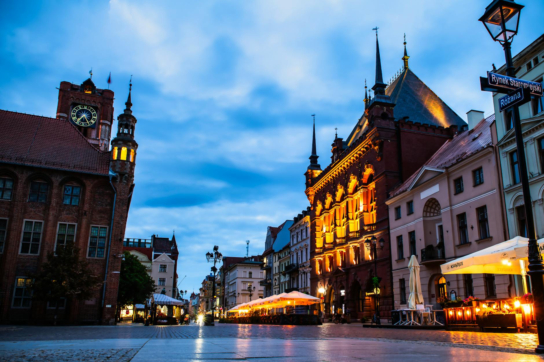 Zdjęcie przedstawiające centrum Ostrowi Mazowieckiej lub symbolizujące aktywność gospodarczą regionu.